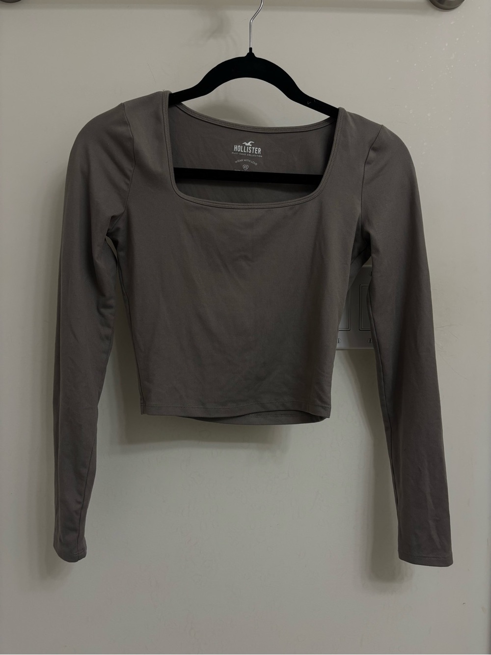 Hollister Square Neck Long Sleeve Crop Top — Gray